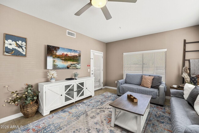 Building Photo - 5450 E Deer Valley Dr