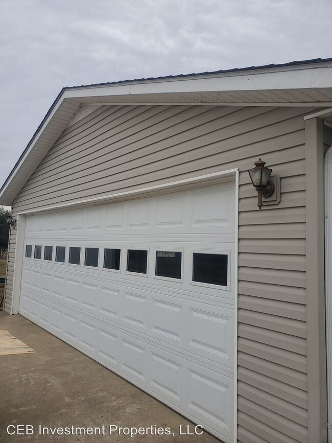 Building Photo - 3 br, 2 bath House - 766 Westbrook