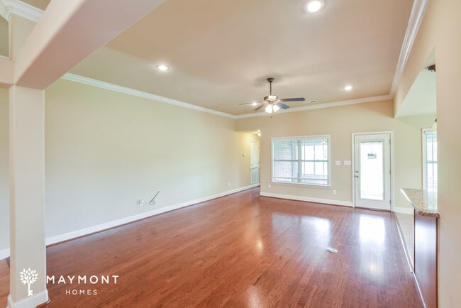Building Photo - 24618 Rolling Vista Dr
