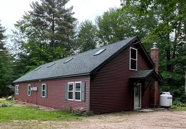 Building Photo - 87 Sargent Rd