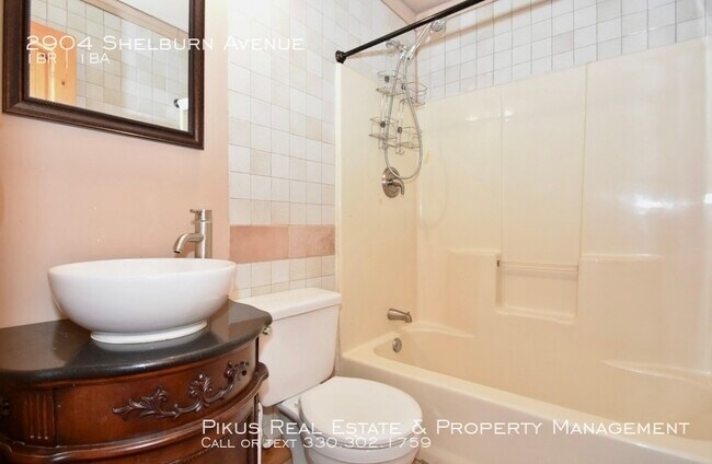 Building Photo - Welcome to 2904 Shelburn Avenue!