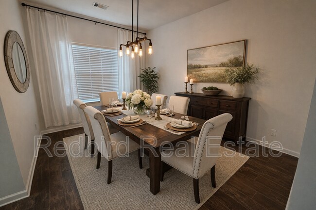 Foto del edificio - 1101 Downs Blvd