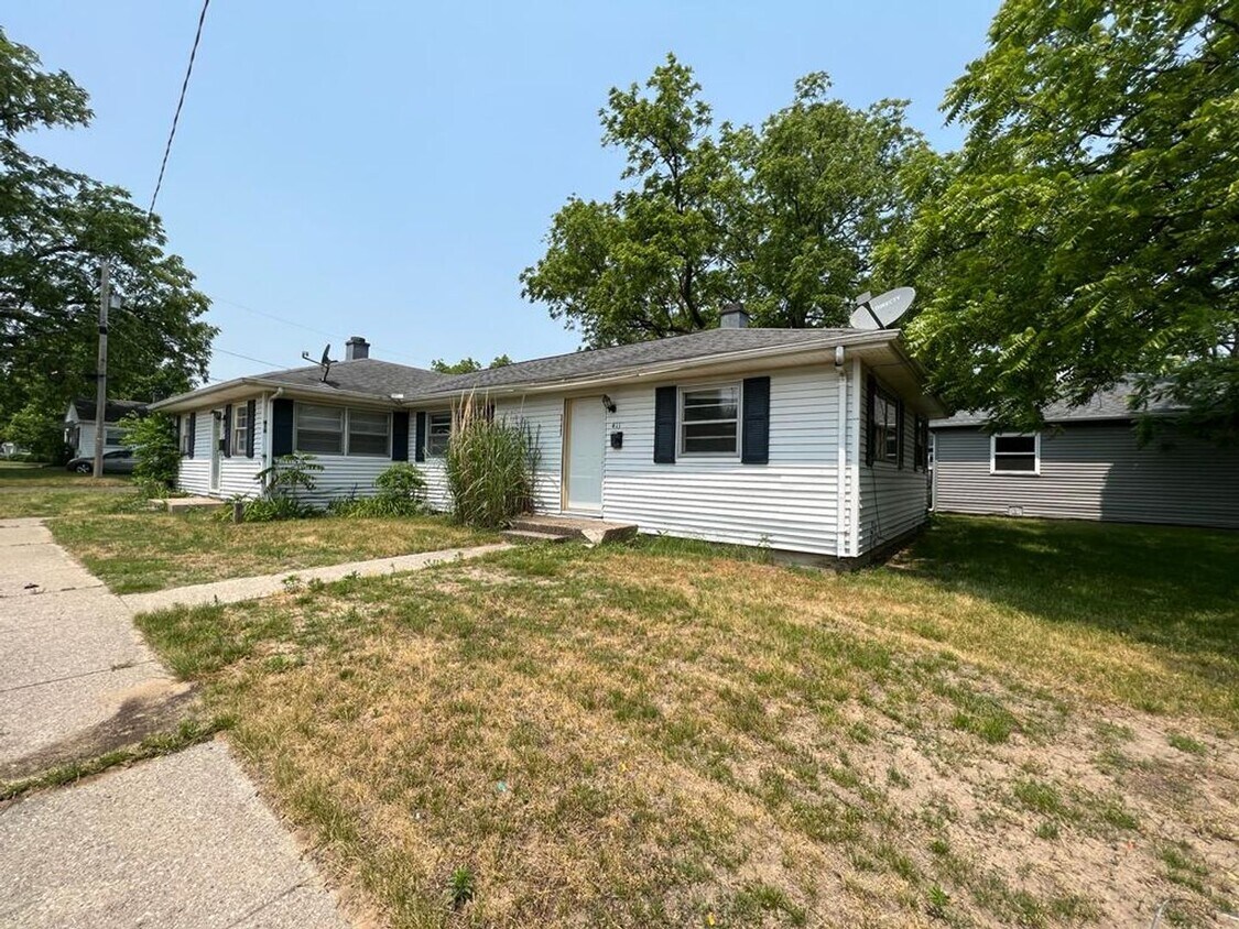 Primary Photo - 411-413 s 28th