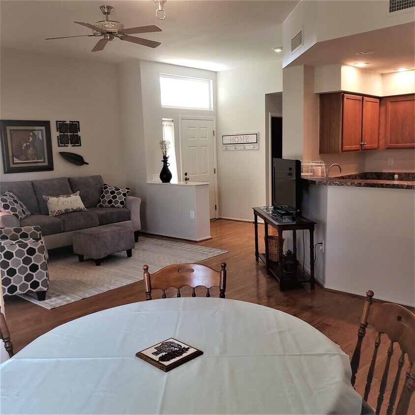 20403 N 133rd Way Unit 20403, Sun City West, AZ 85375 Condo for Rent