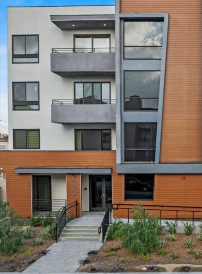 Foto del edificio - 439 Oak St