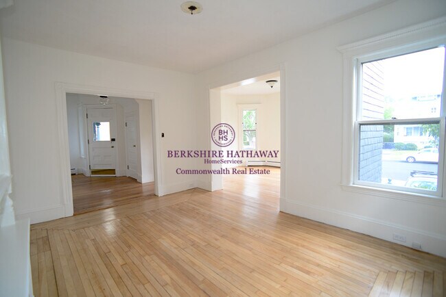 Building Photo - 206 Powder House Blvd
