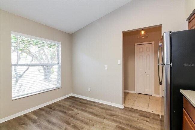 Building Photo - 10624 Lake Ralph Dr