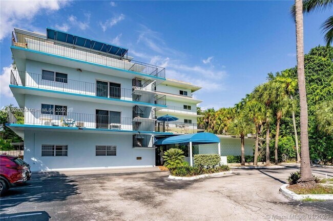 Foto del edificio - 2539 S Bayshore Dr
