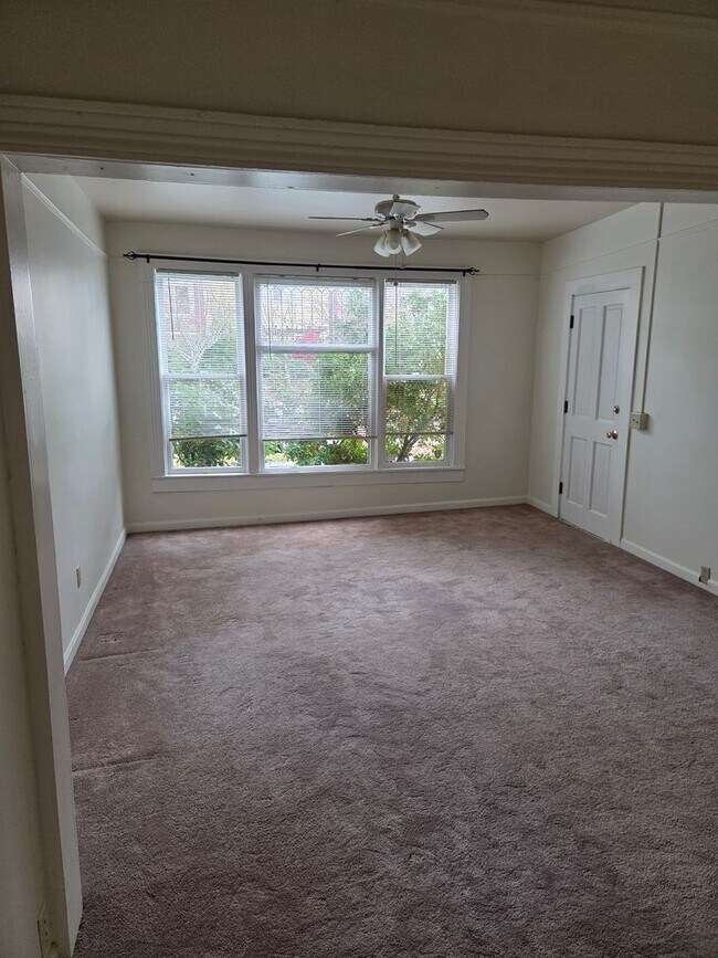 Foto del edificio - 2653-2655 NW 59th