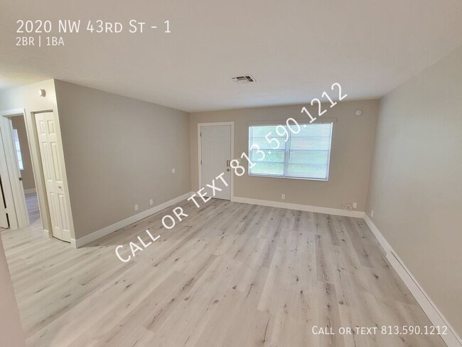 Building Photo - Completely Renovated Ocala Apartment