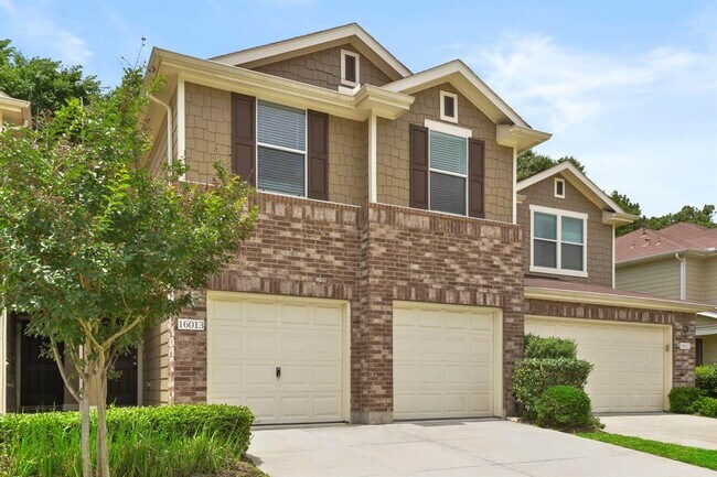 Foto del edificio - 16013 Sweetwater Fields Ln