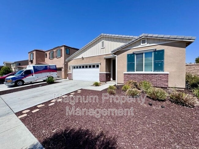 Building Photo - 27082 Nolana Wy