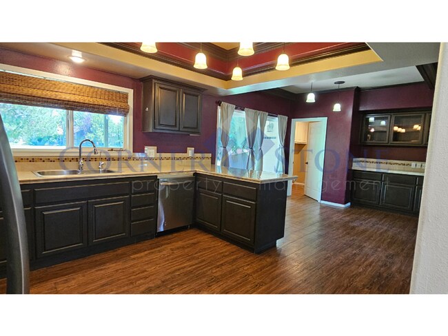 Foto del edificio - Pet Friendly Home with Fully Fenced Yard!
