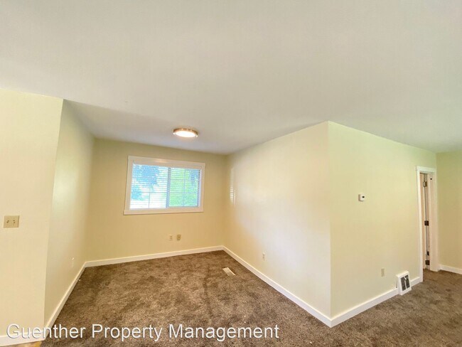 Building Photo - 2 br, 1 bath House - 2225 W 10th Ave