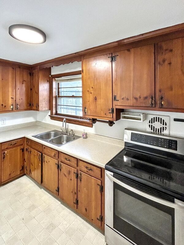 Foto del edificio - 7209 Galax Rd