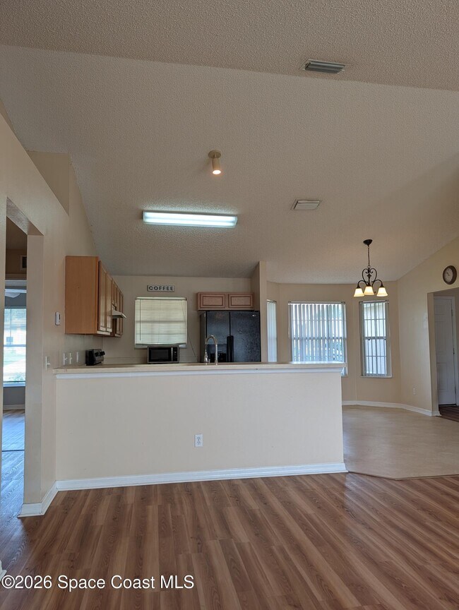 Foto del edificio - 1140 Jupiter Blvd NW