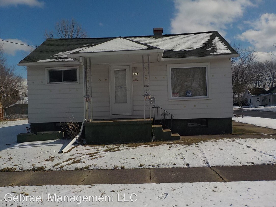 Primary Photo - 3921 Tuxedo Ave