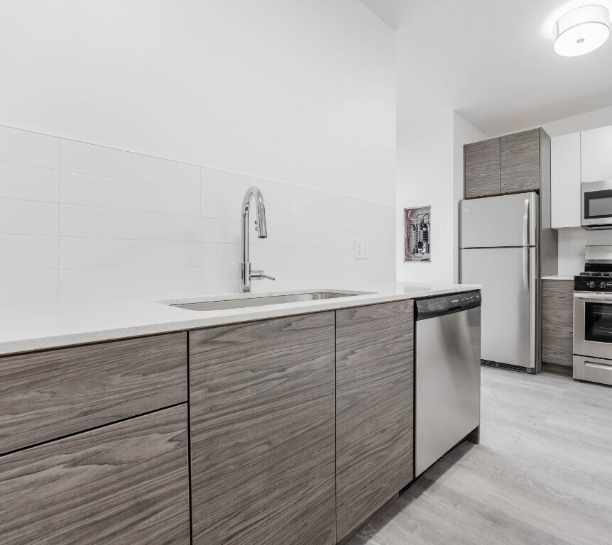 Foto principal - 6100 N Paulina St