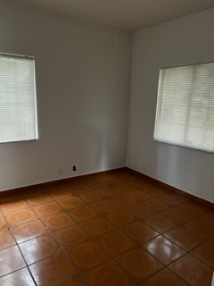 Building Photo - 112 S Eucalyptus Ave