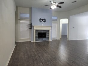 Building Photo - 6323 Laurel Run