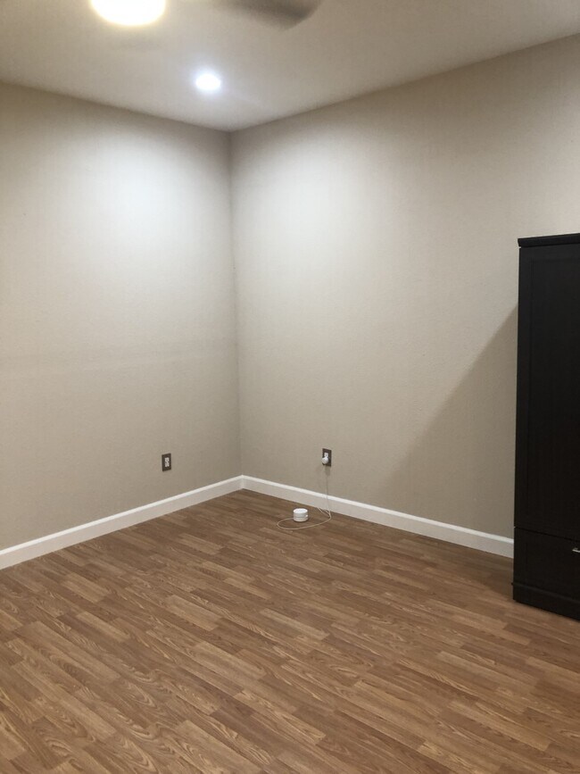 Foto del edificio - 3581 Markley Creek Dr