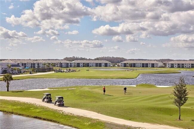 Foto del edificio - 5746 Oakmont Ct