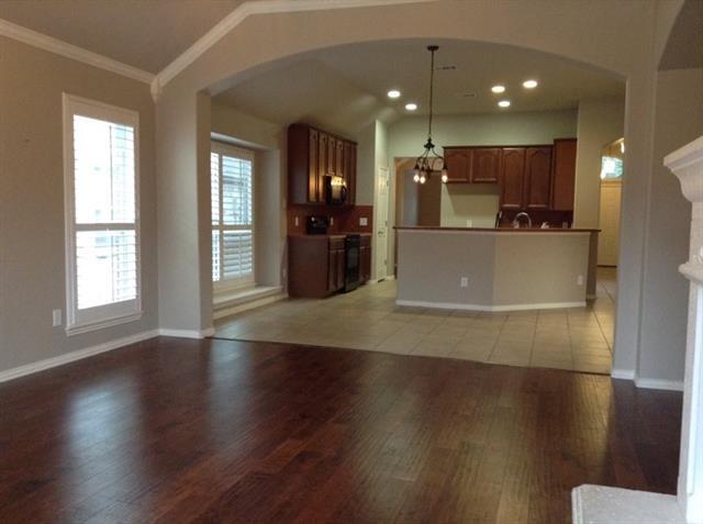 Building Photo - 2732 Cascade Cove Dr