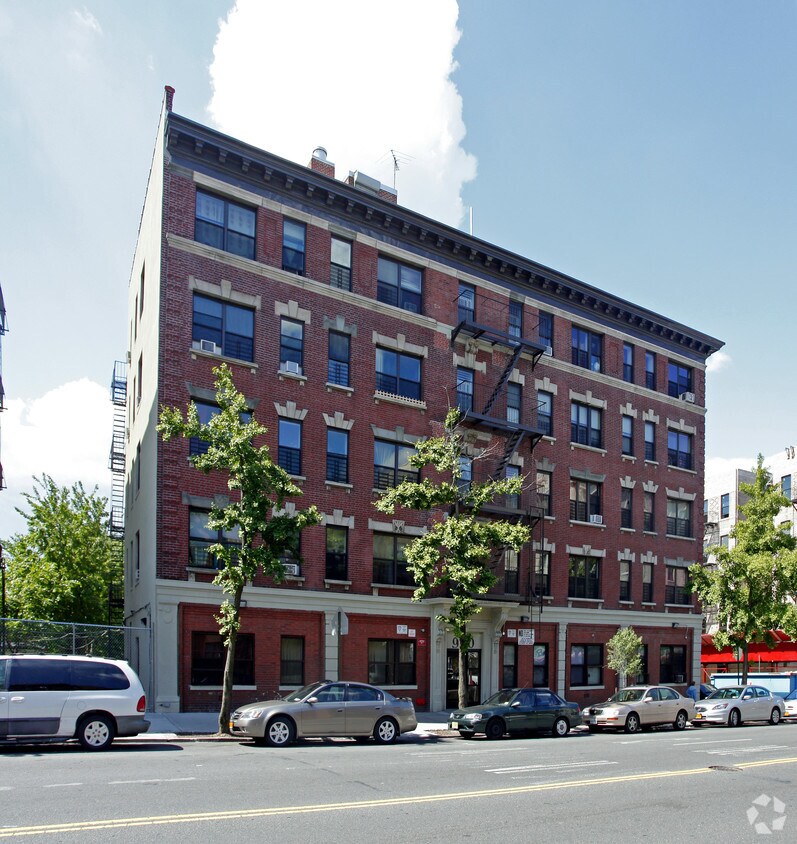 Foto principal - 950 Kelly St