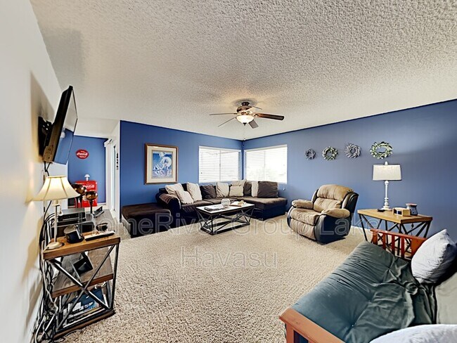 Foto del edificio - 2665 Glengarry Dr