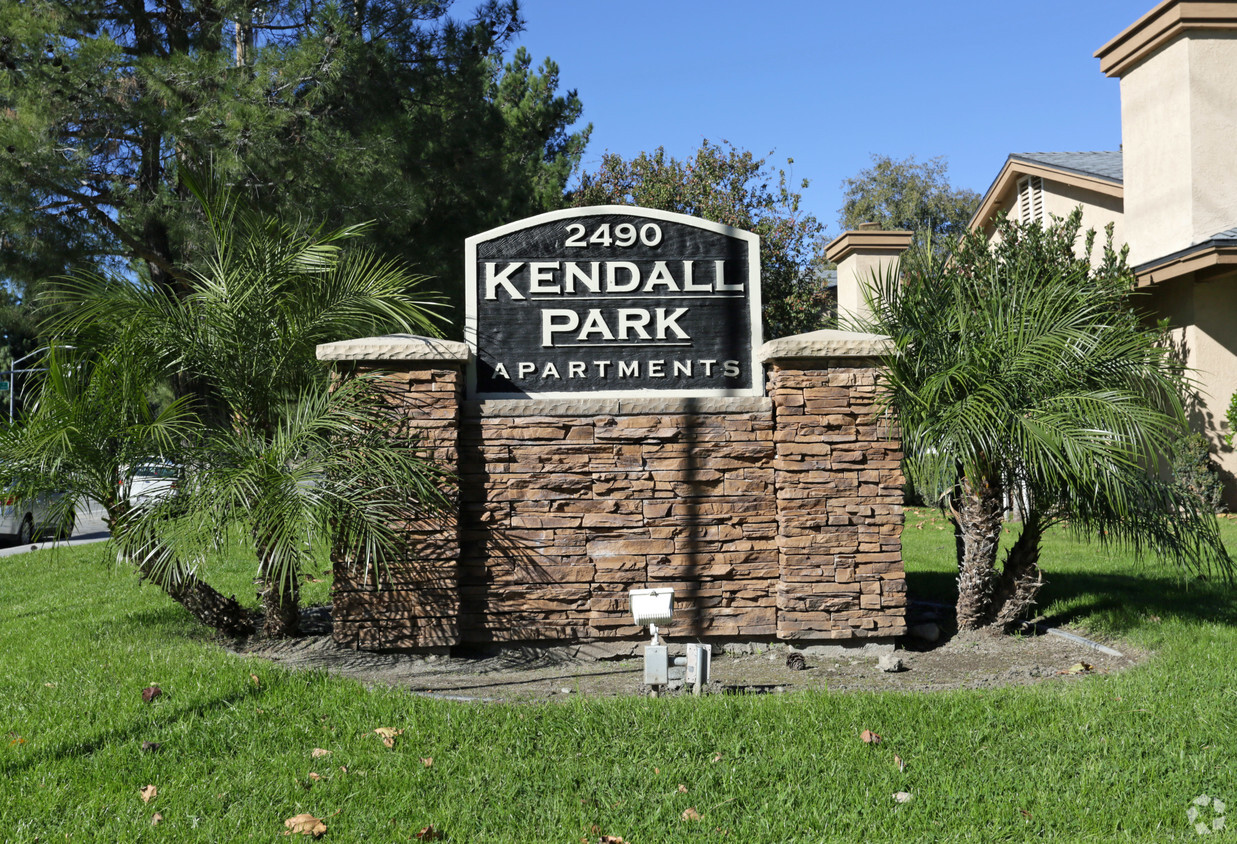 Foto del edificio - Kendall Park Apartments