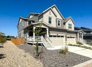 Building Photo - 9037 Borrowdale Ln