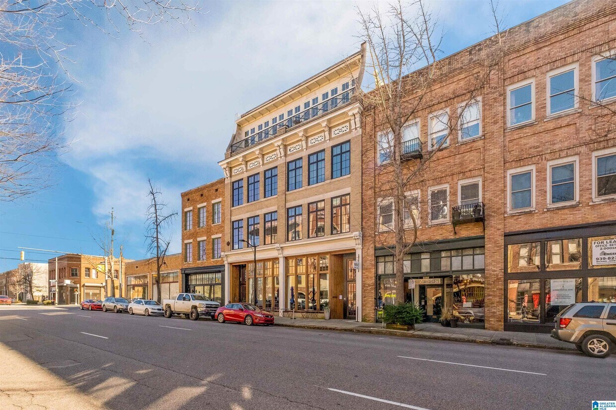 Foto principal - 2227 2nd Ave N