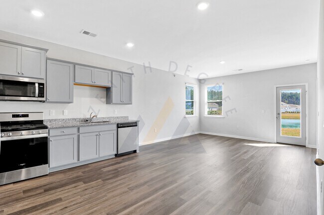 Building Photo - 2222 Sanctum St