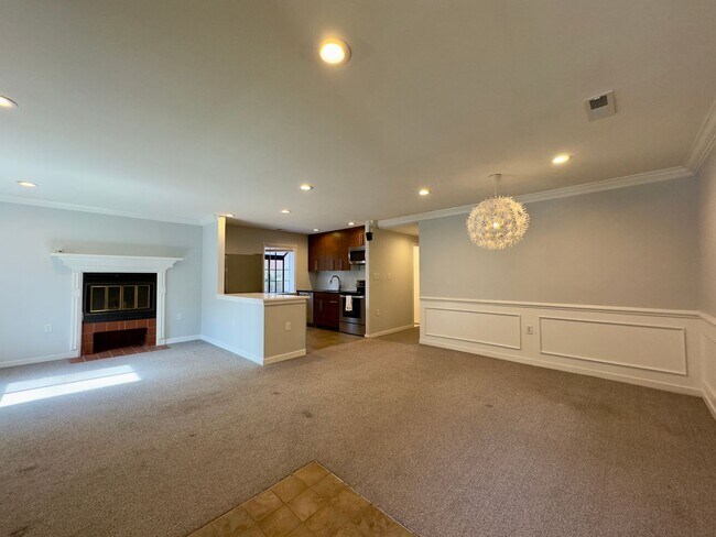 Foto del edificio - Charming 2 Bed, 2 Bath Townhome in Baltimo...