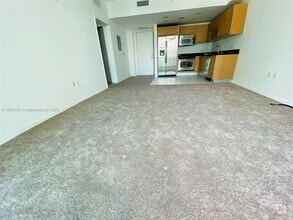 Building Photo - 951 Brickell Ave