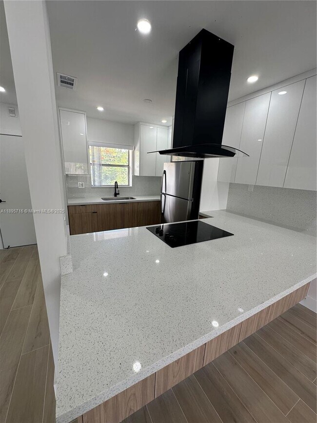 Foto del edificio - 7505 SW 82nd St
