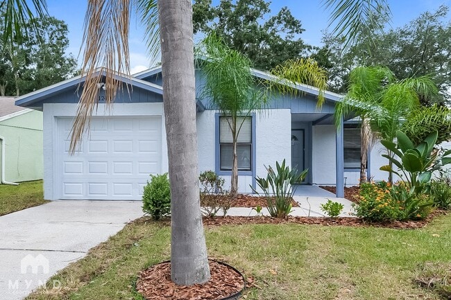 Building Photo - 12418 Hidden Brook Dr