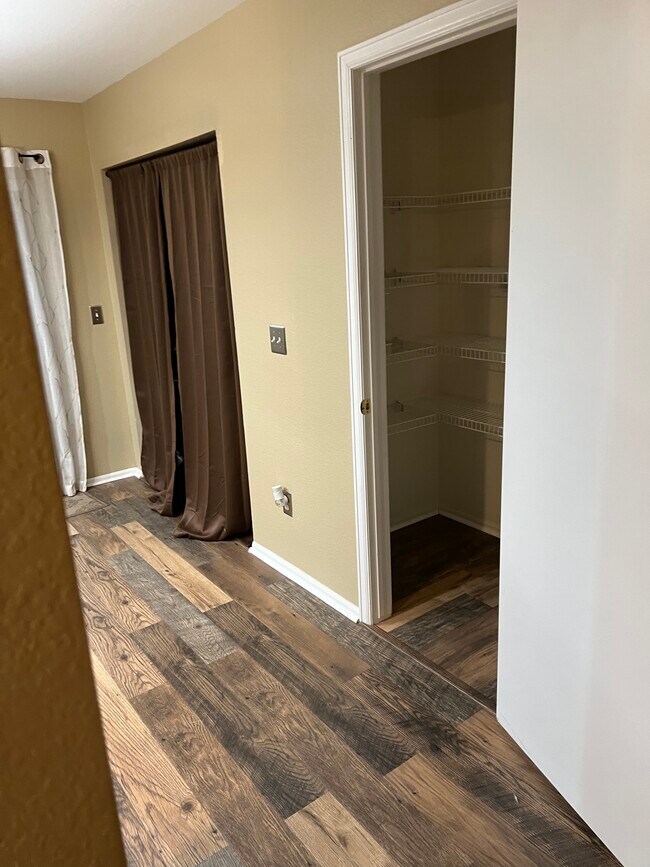 Foto del edificio - 7803 S Kalispell Ct