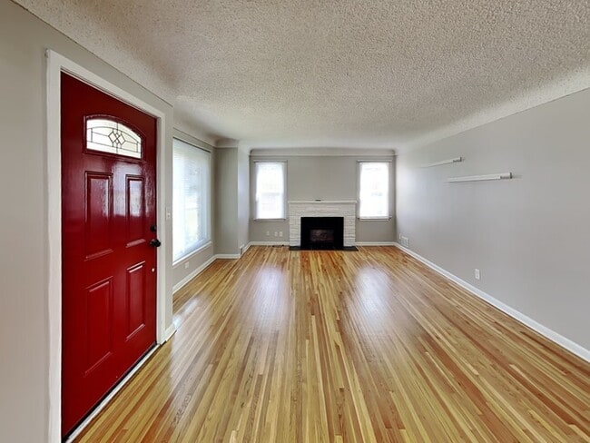 Foto del edificio - 5925 36th Ave N