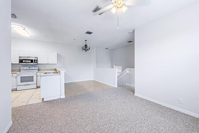 Building Photo - 113 Lighthouse Cir