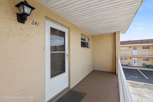 Building Photo - 2135 N Courtenay Pkwy