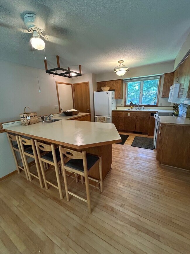 Foto del edificio - 509 Nelson Ct