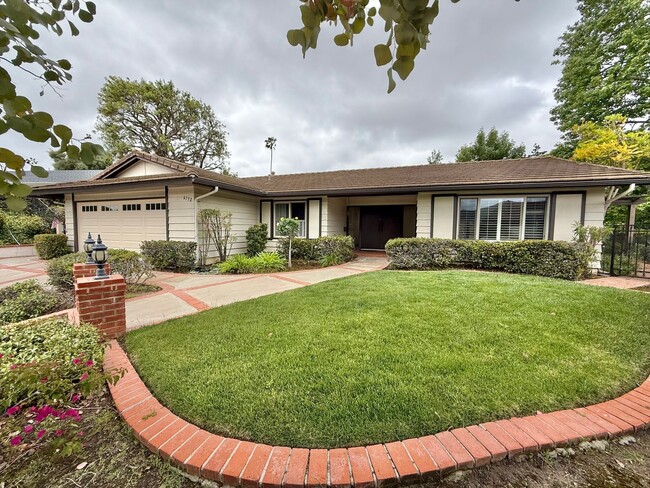Building Photo - 4 Bedroom Home in Del Cerro with SOLAR!!