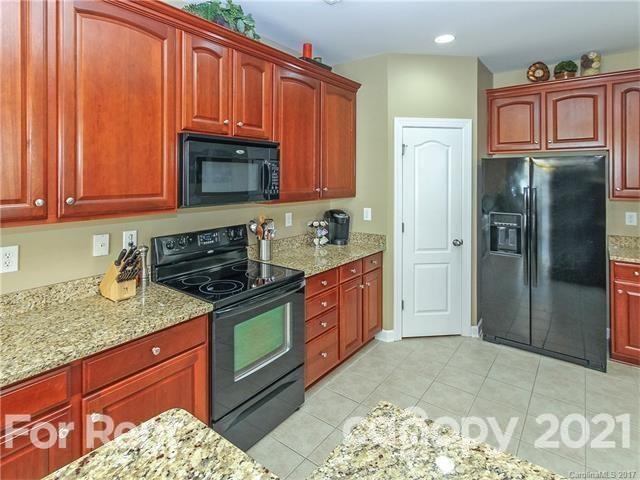 Building Photo - 12118 Red Rust Ln