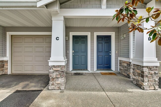 Building Photo - 2 Bed 1 Bath Condo in Lakeland Hills