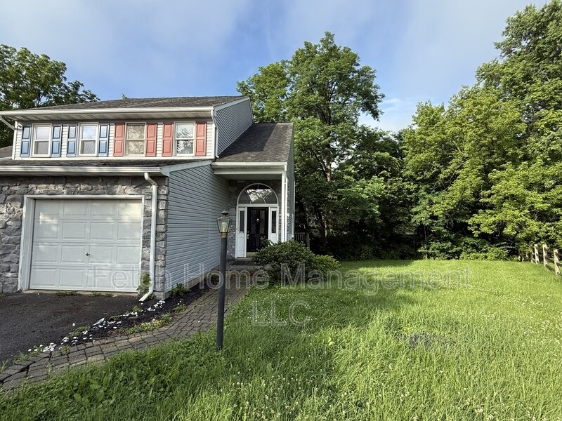 Foto principal - 855 S Pearl St