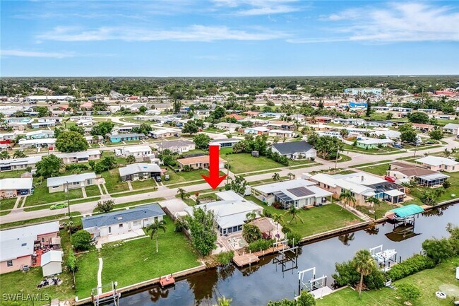 Foto del edificio - 341 Duxbury Ave