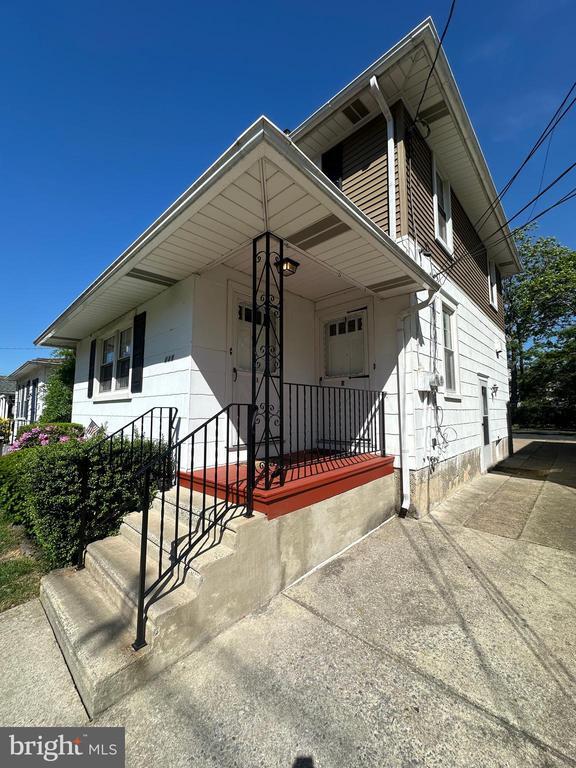 Foto del edificio - 246 Harvard Ave