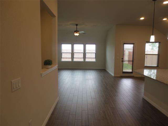 Building Photo - 2703 Thornhill Ln