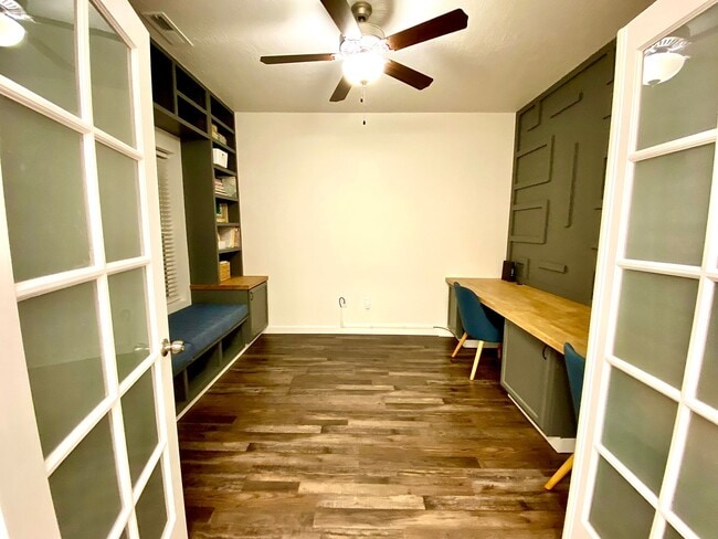 Foto del edificio - Beautiful 4 Bedroom, 4 Car Garage With RV Parking in Star